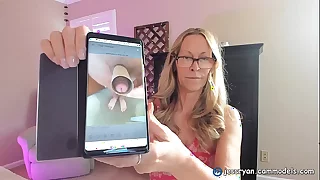 Sexy Milf Camgirl Jess Ryan Gives An Honest Dick Rating For Thor  jessryan.manyvids.com